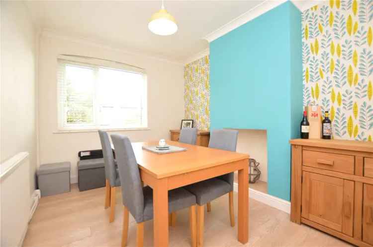 House For Sale in Leeds, England