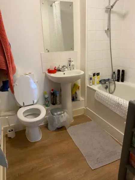 Flat For Rent in Dacorum, England