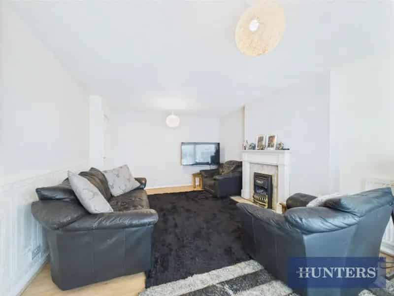 2 Bedroom Bungalow For Sale 743 SQ FT