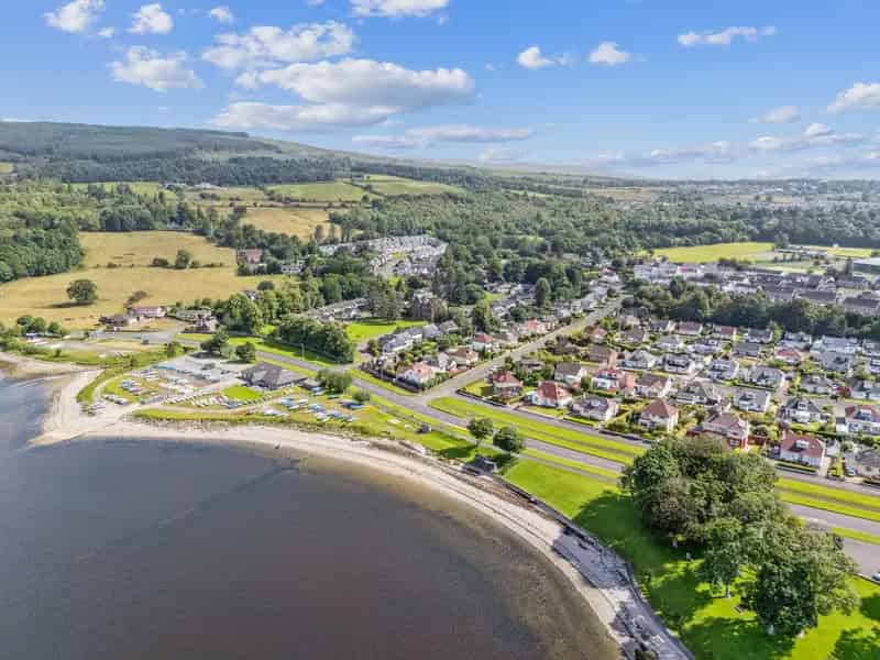 Helensburgh Family Home Modernisation Opportunity