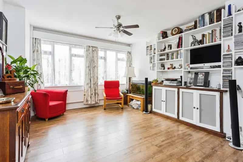 Five Bedroom House St Johns Avenue Burgess Hill