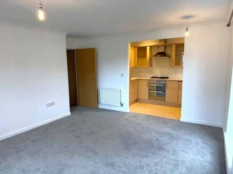 2 bedroom Flat
 To Rent