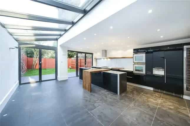 5 Bedroom Family Home Barnes Village London SW13