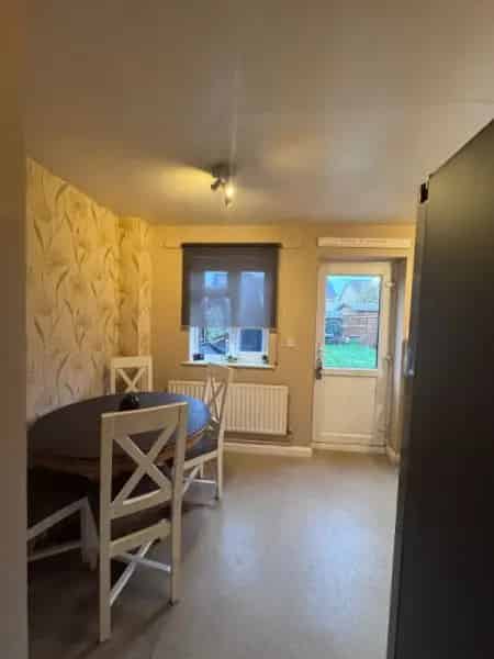 3 Bedroom House in Quiet Neighbourhood Near London