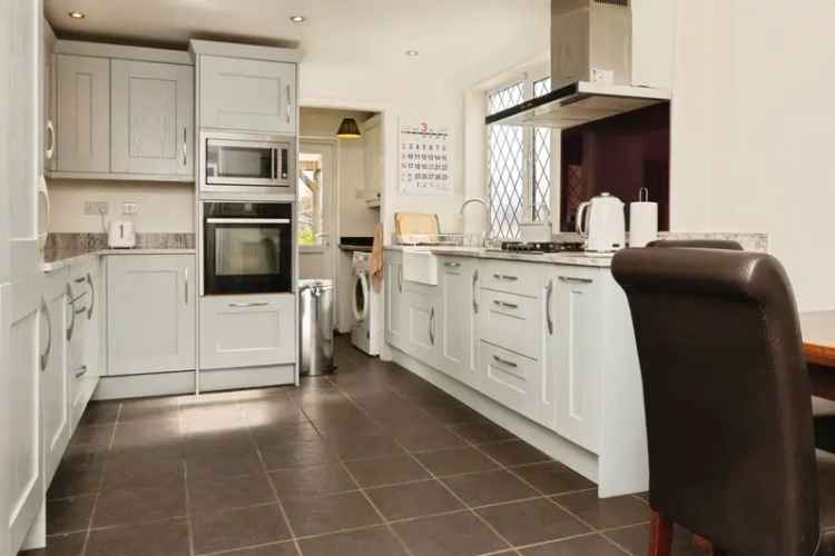 3 Bedroom Terraced House with Character and Large Garden