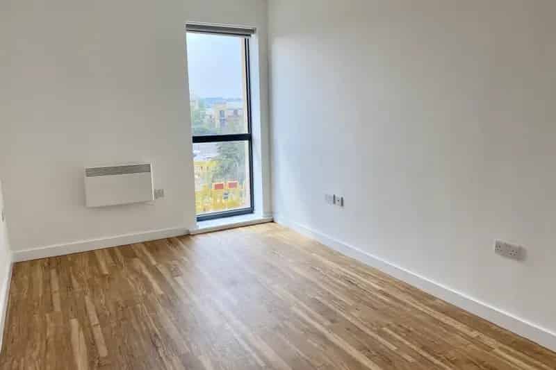 Flat For Rent , Leeds, England