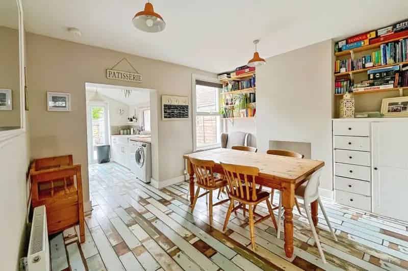 4 Bedroom Mid Terrace House for Sale London E13
