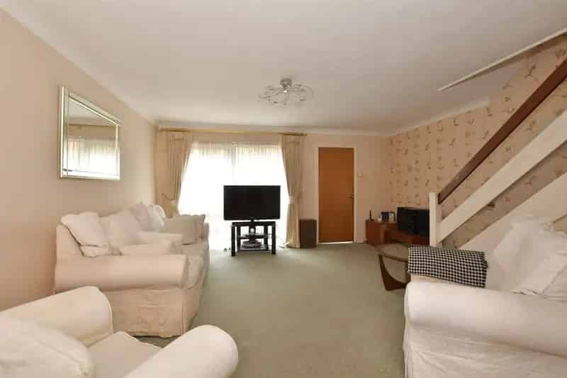3 Bedroom Terraced House for Sale Hatch Forest