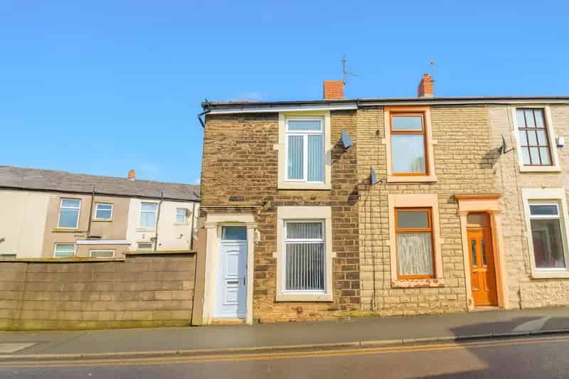 2 bedroom House
 For Sale