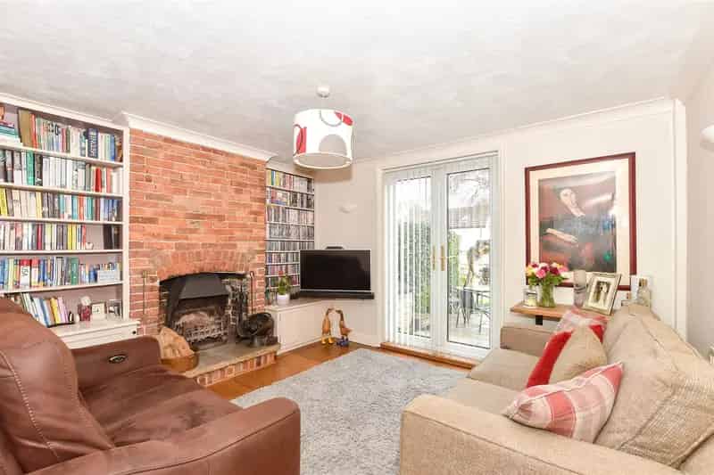 2 Bedroom Semi-Detached House for Sale Near Uckfield