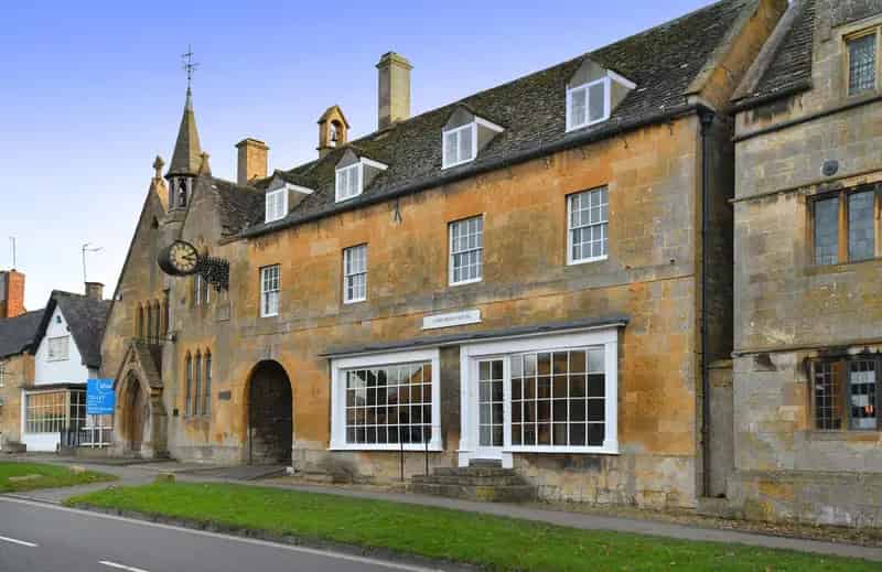 17th Century Eadburgha House 3 Floor Accommodation Gas Central Heating