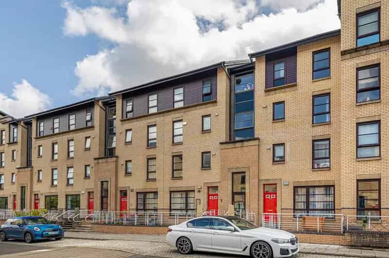 2 Bedroom Apartment for Sale Glasgow City