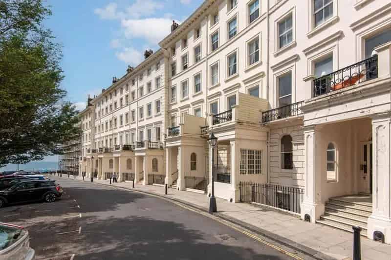 1 Bedroom Furnished Apartment Short Let Hove