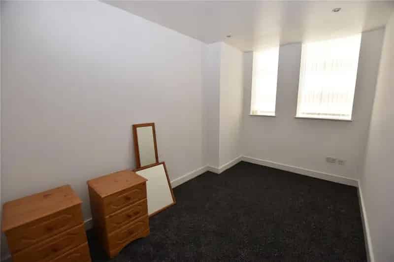 1 Bedroom Apartment for Sale via Auction City Centre Location