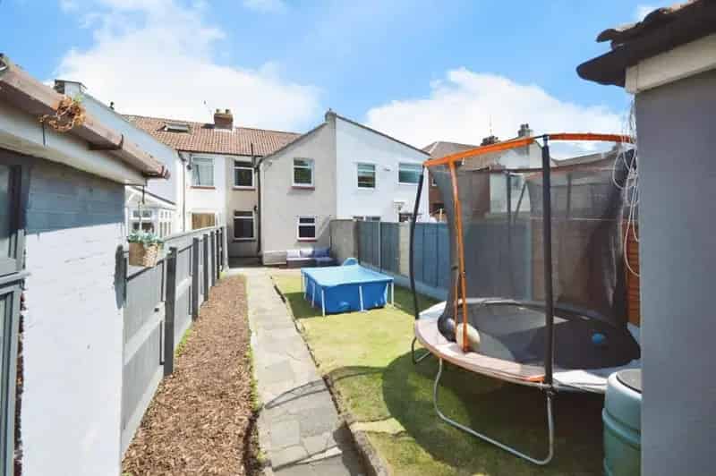 3 bed house for sale