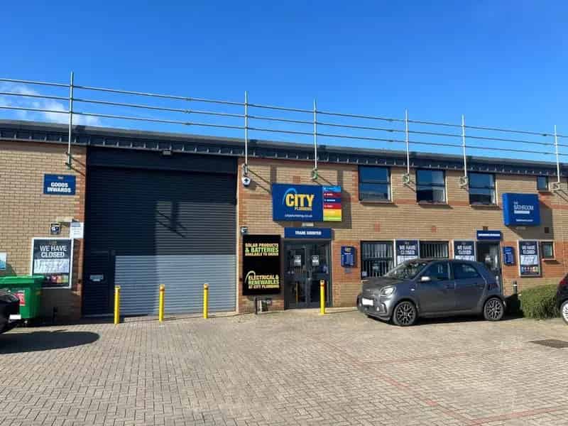 Trade Counter Unit For Lease High Standard Showroom Separate Access