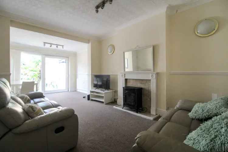 Detached house For Sale in Nottingham, England