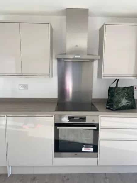 2 Bed Penthouse Flat Ashford Town Centre Wheelchair Accessible