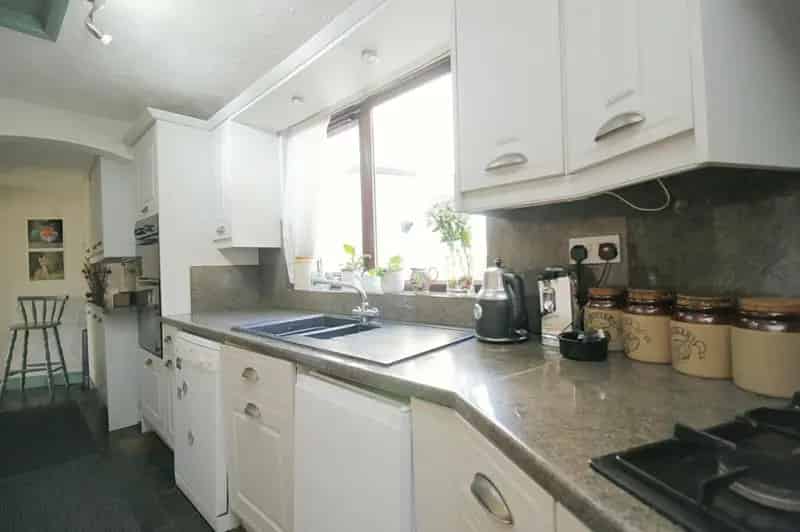 4 Bedroom Detached House for Sale in Wyke Village