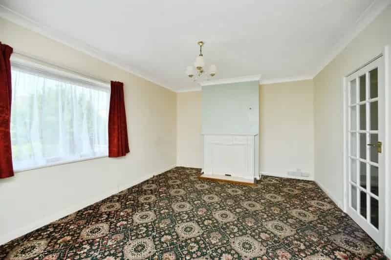 Detached Bungalow Two Double Bedrooms Large Garden North Woodingdean