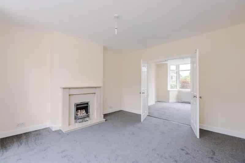 4 Bedroom House To Let - Semi Detached