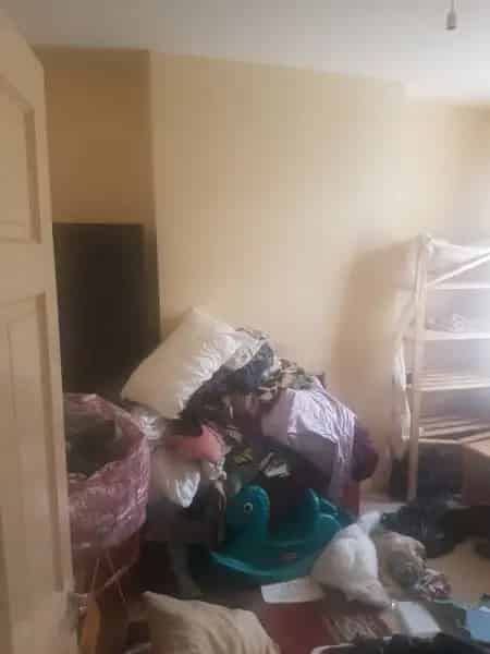 Nice Flat Needs Work Ideal for Single Person