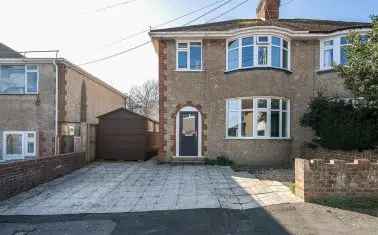 Semi Detached House Near Bridport Town Centre