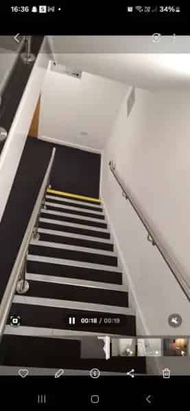 2 Bed House Open Plan Living Ensuite Modern
