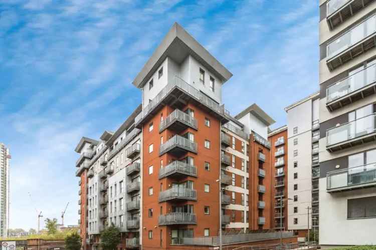 2 Bed Furnished Apartment Green Quarter Manchester