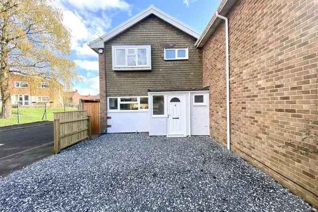 Three Bedroom Semi-Detached House Westbury-on-Trym Bristol