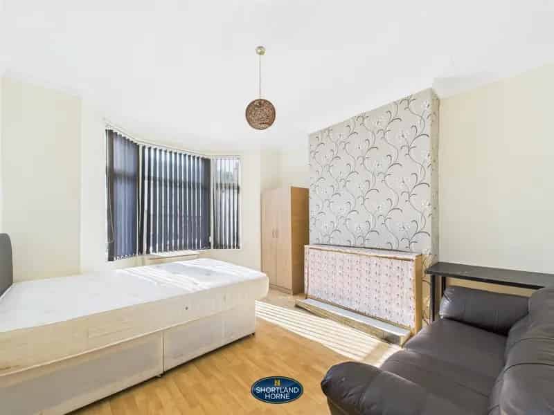 5 Bedroom House to Rent Earlsdon