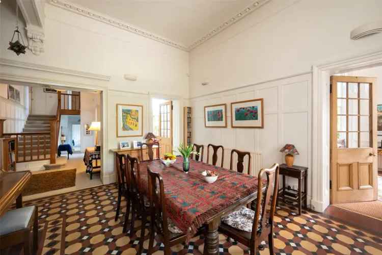 7 Park Avenue Stirling Maisonette Family Home