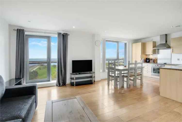 3 Bed Flat Sixth Floor with 1 Reception Room Stunning Firth of Forth Views