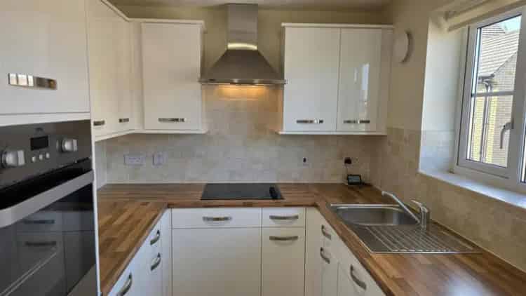 1 Bedroom Apartment for Sale