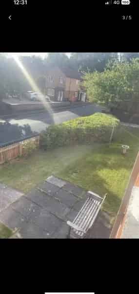 Spacious First Floor Flat Near Town Center