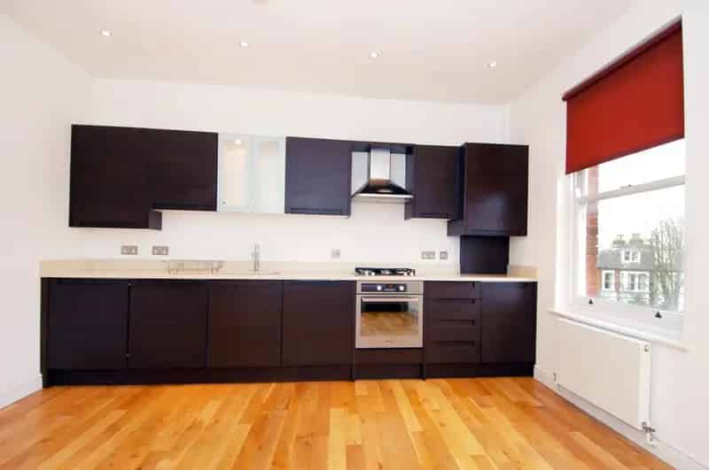 2 Bedroom Flat for Sale in Chiswick