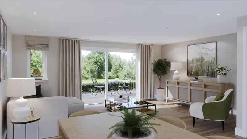 3 Bedroom Semi-Detached House for Sale in Cheltenham