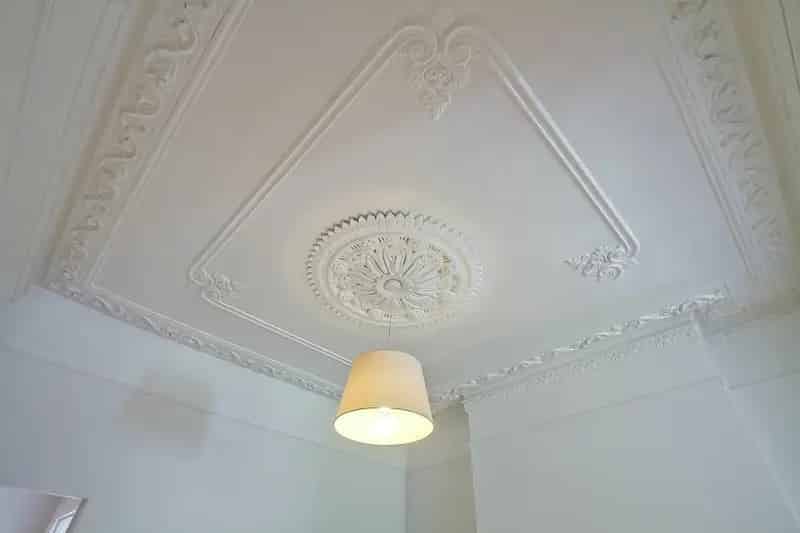 1 Bed House for Sale East Finchley Garden Flat Period Features