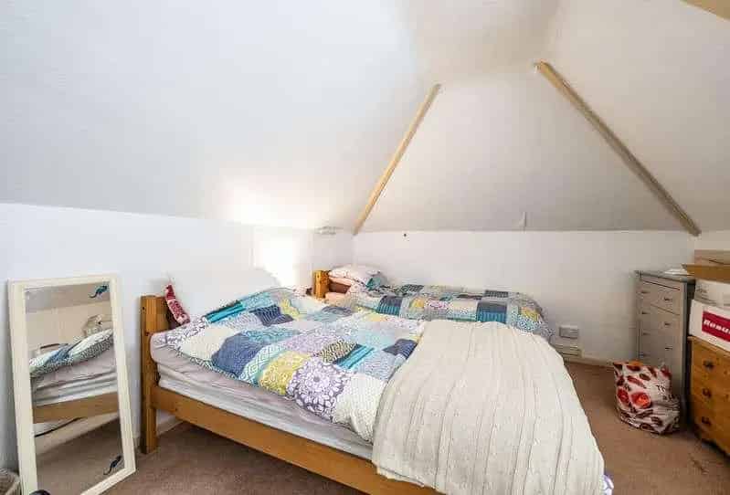 2 Bed House for Sale with Garage and Loft Room