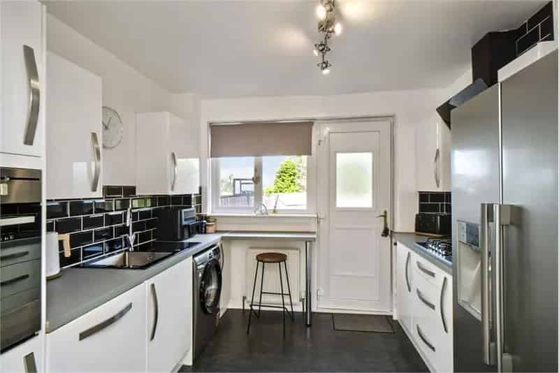 2 Bed Terraced House Mayfield Near Amenities
