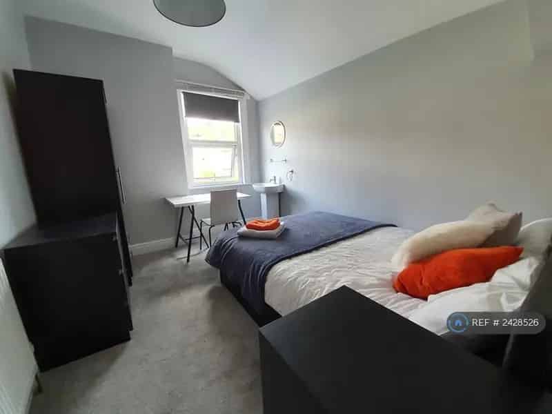 1 Bedroom House Share Southville All Bills Included Close to City Centre