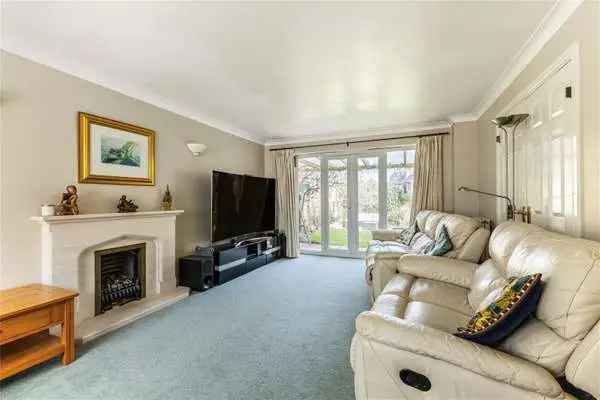 5 Bedroom Family Home Winchester Hampshire