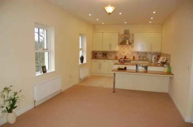 11 Bedroom Apartment for Sale