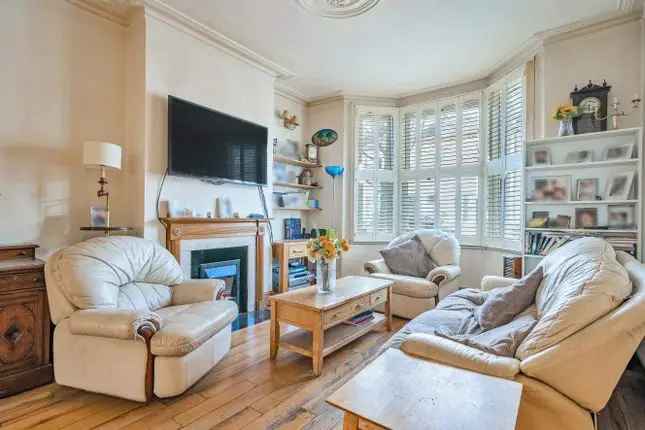 5 Bedroom Terraced House for Sale Chaldon Road London SW6