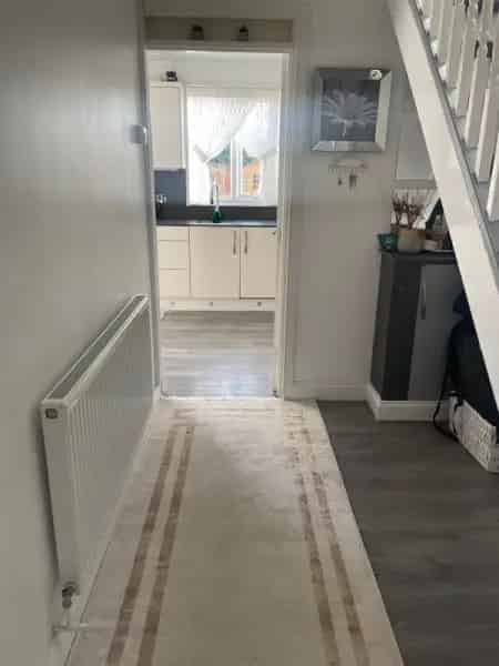 Big Renovated House with Garden 2 Kitchens 3 Bedrooms