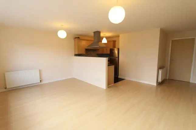 Flat to rent in Finlay Drive, Dennistoun, Glasgow G31