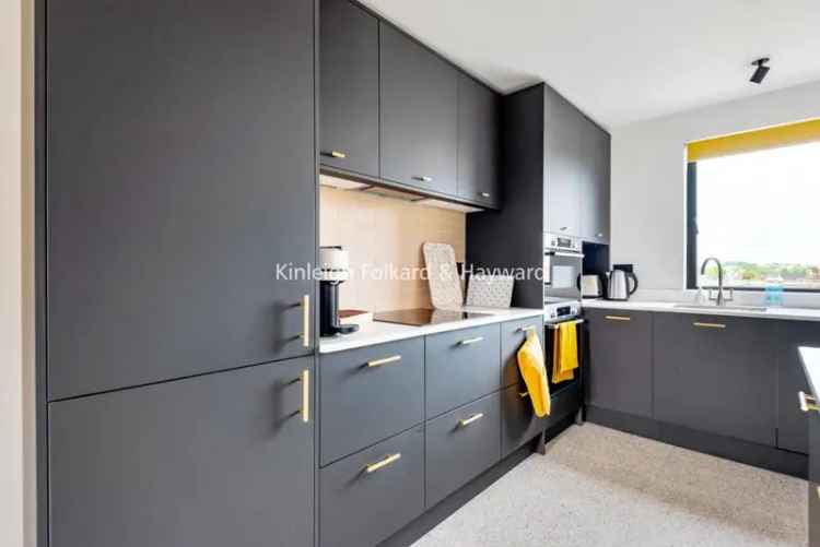 Two Bedroom Victorian Conversion Flat West Dulwich