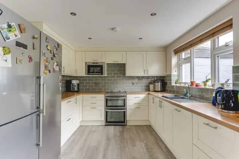 3 Bedroom House For Sale Rushden