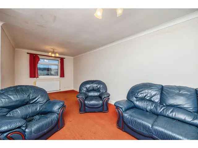 2 bedroom flat  for sale