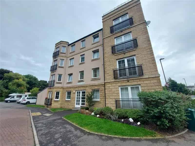 2 Bedroom Apartment to Rent in Edinburgh's Georgian New Town